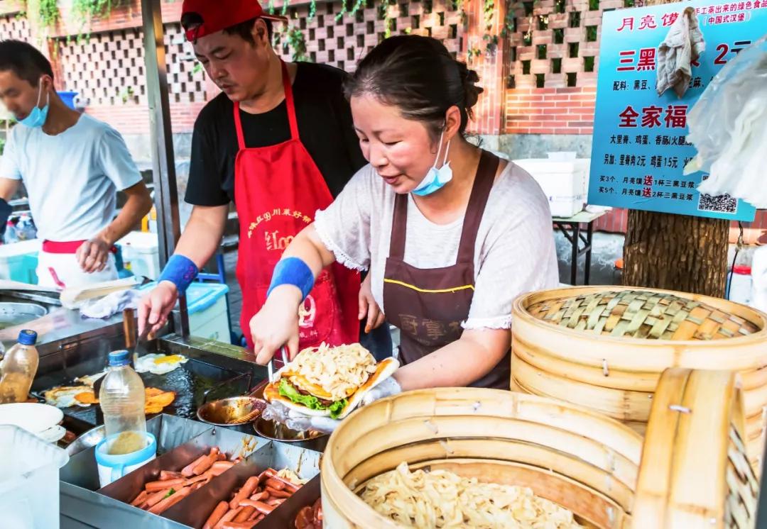 蓝月亮正版资料免费资料大全，解锁知识宝藏的钥匙